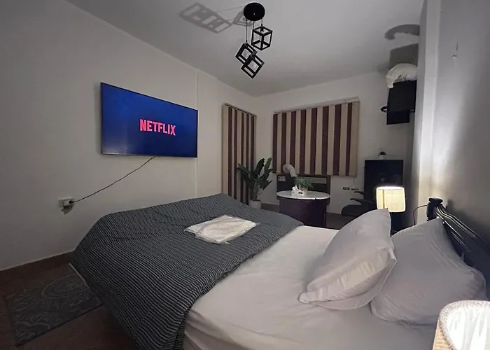 Niche Room Near To Airport, Nasr City