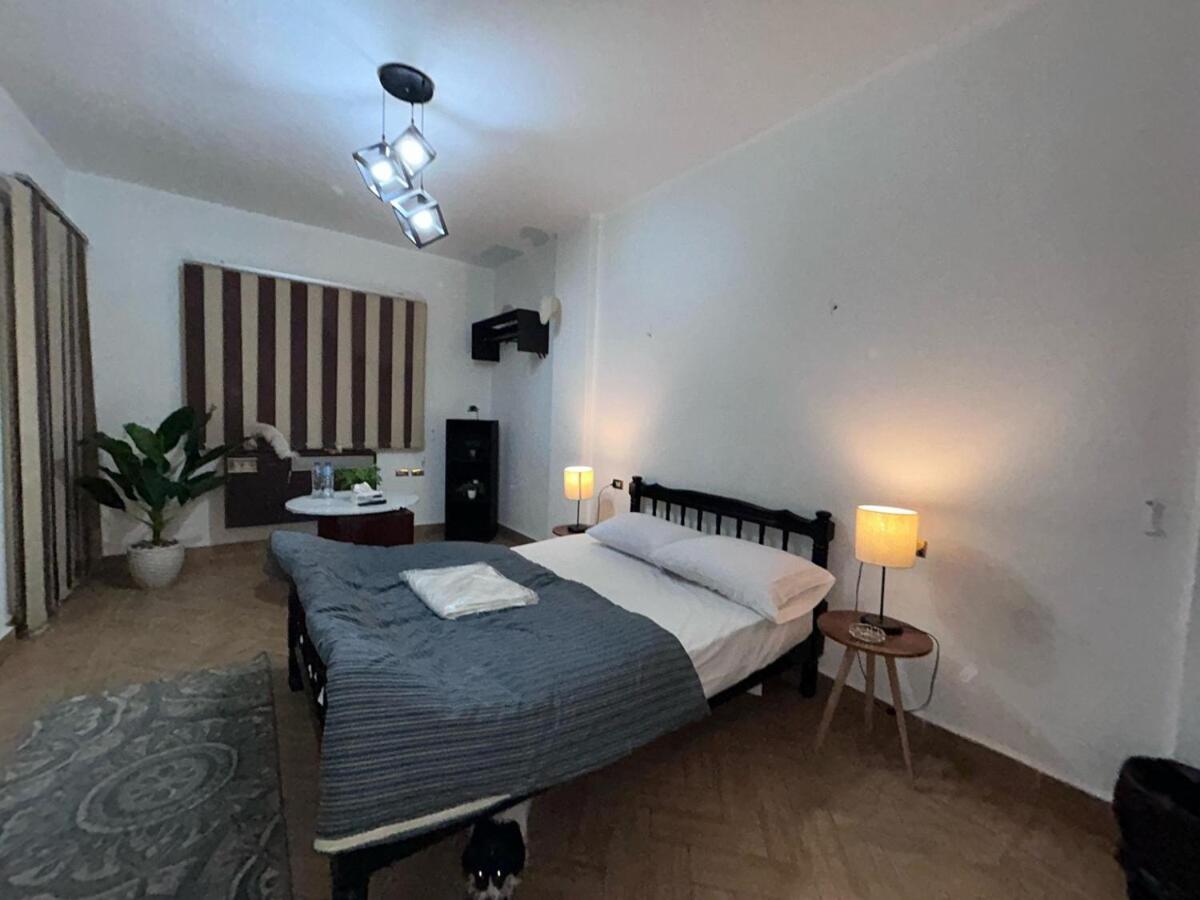Niche Near To Airport, Nasr Homestay